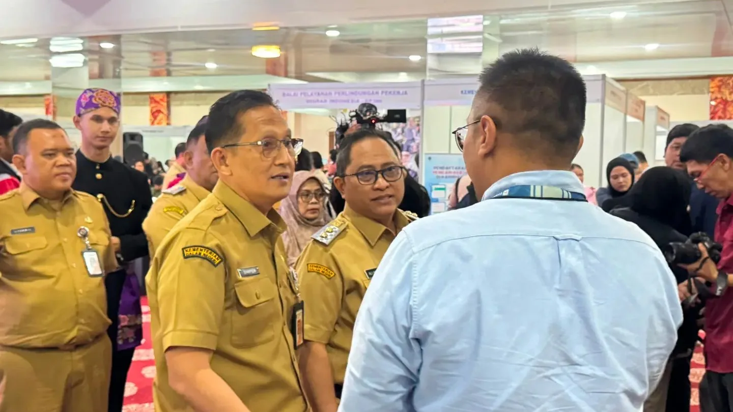 Pelayanan dan kegiatan ketenagakerjaan Disnaker Provinsi Gorontalo